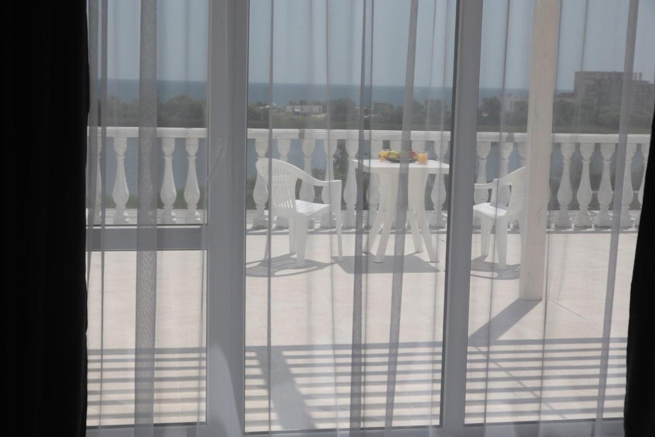 Panorama Briz Hotel Karolino-Buhaz Ngoại thất bức ảnh