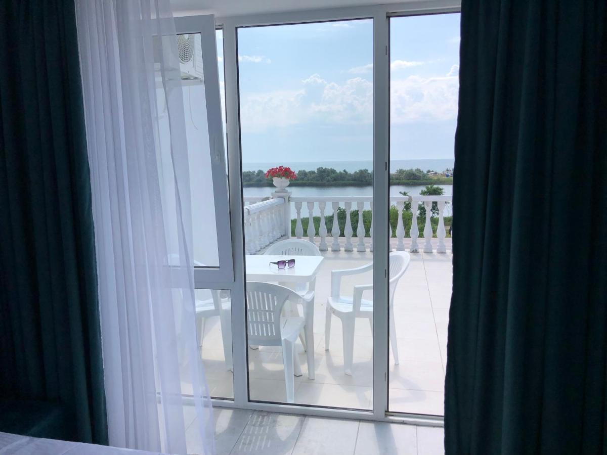 Panorama Briz Hotel Karolino-Buhaz Ngoại thất bức ảnh