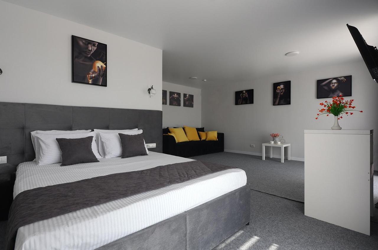 Panorama Briz Hotel Karolino-Buhaz Ngoại thất bức ảnh